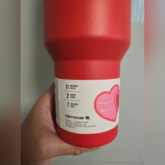 NWT Stanley 2025 Valentine's Day Limited Edition The Flowstate Quencher 40 oz - Picture 8 of 10
